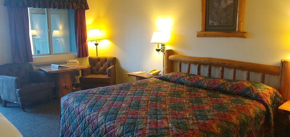 The Ponderosa Motel - photo 8