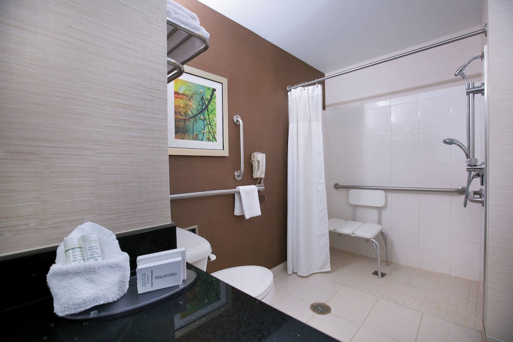 Fairfield Inn & Suites by Marriott Dover - photo 19