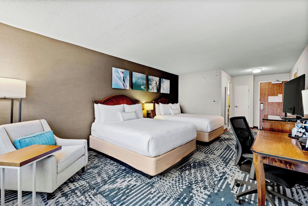 Delta Hotels by Marriott Mount Pleasant - photo 40