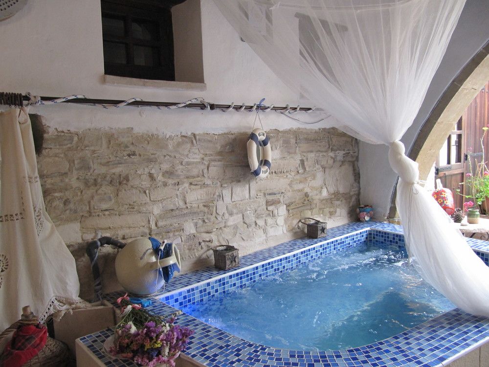 Stratos Art Deco House — 4-Star Luxury Hotel in Limassol, Cyprus