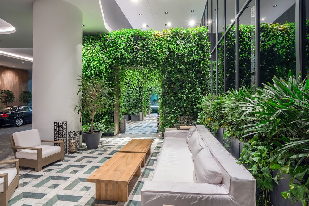 Suites at SLS Lux Brickell managed by CE - photo 24