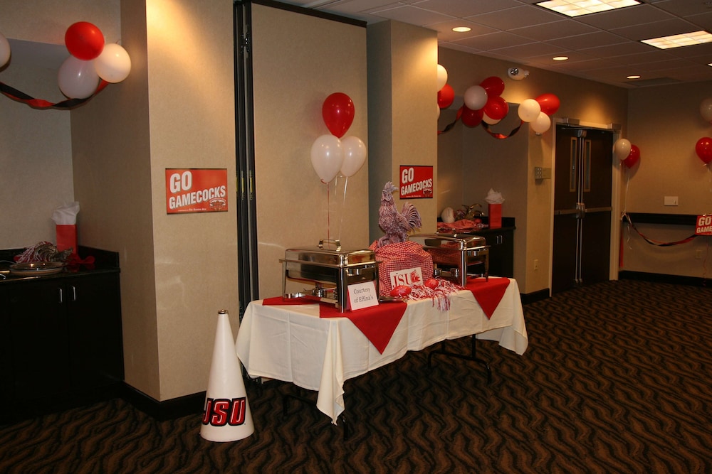 Hampton Inn Jacksonville Anniston Area - photo 54