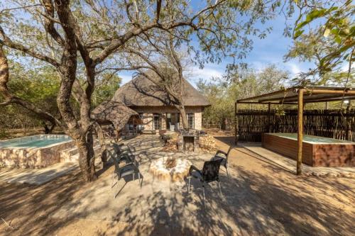 Elephants Hide - carbon neutral hotel in Unknown City