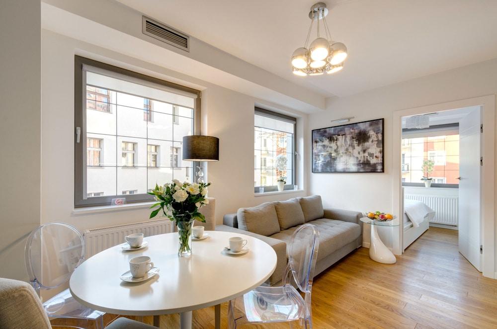Happy Stay Old Town Tartaczna St.210 B — 4-Star Luxury Hotel in Gdansk, Poland