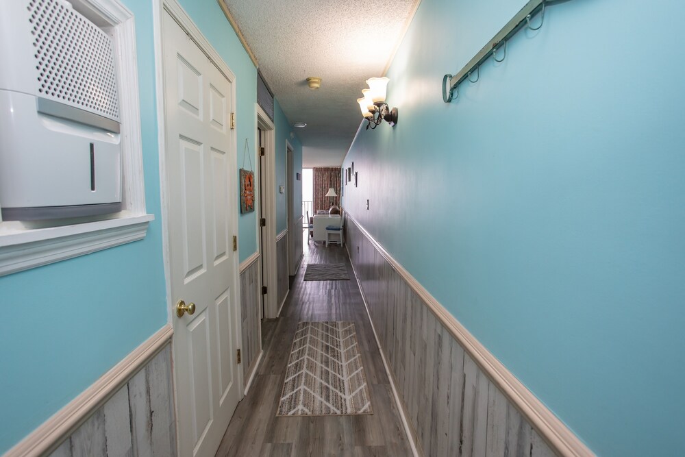 Royal Garden Resort 602 2 Bedroom Condo by RedAwning - photo 20