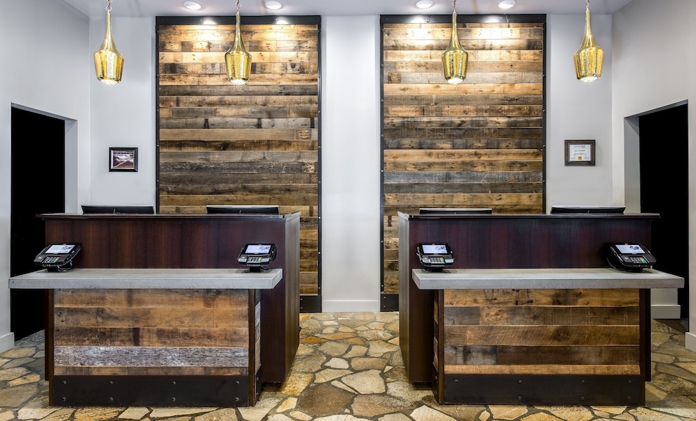 Crowne Plaza Resort Asheville by IHG - photo 5
