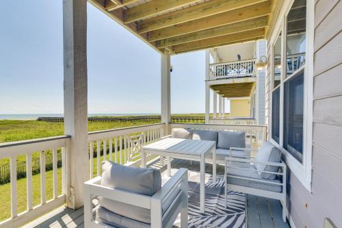 Walk to Beach Galveston Home with Resort Perks - photo 10