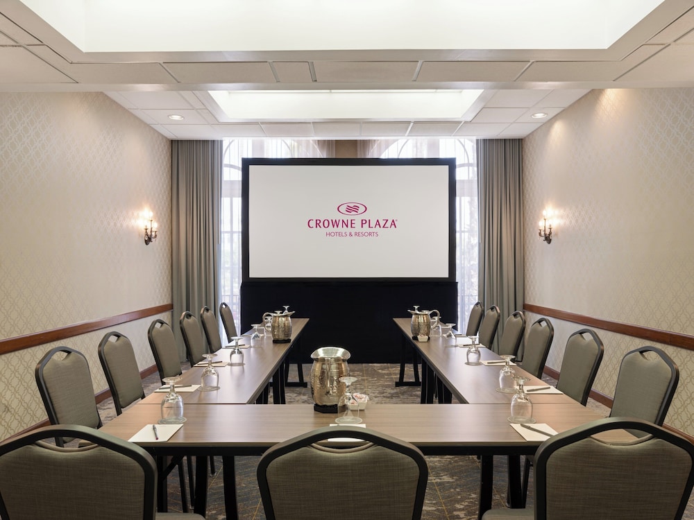 Crowne Plaza Phoenix Chandler Golf Resort by IHG - photo 104