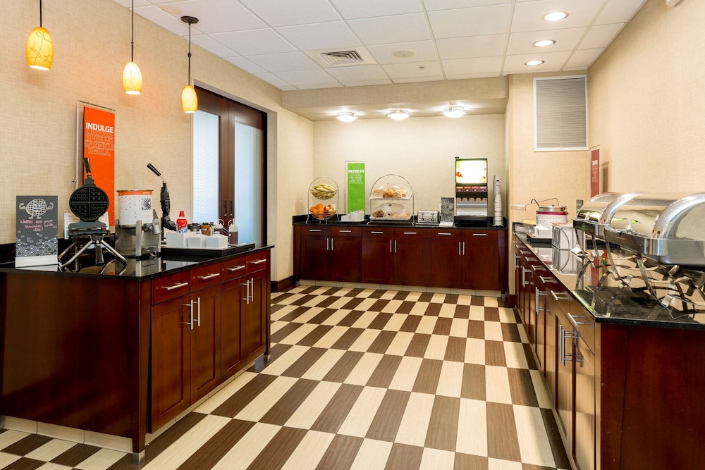 Hampton Inn Santa Barbara Goleta - photo 37