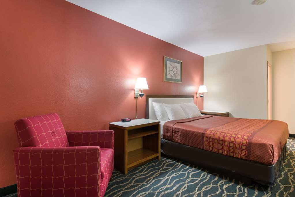 Rodeway Inn Wormleysburg Harrisburg - photo 14