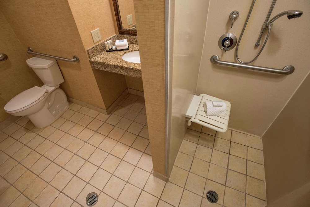 Embassy Suites by Hilton Charlotte Concord Golf Resort & Spa - photo 51