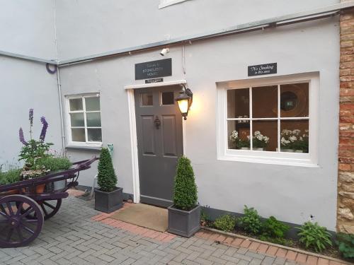 Stoneleigh House Boutique Hotel — hotel in Buckingham