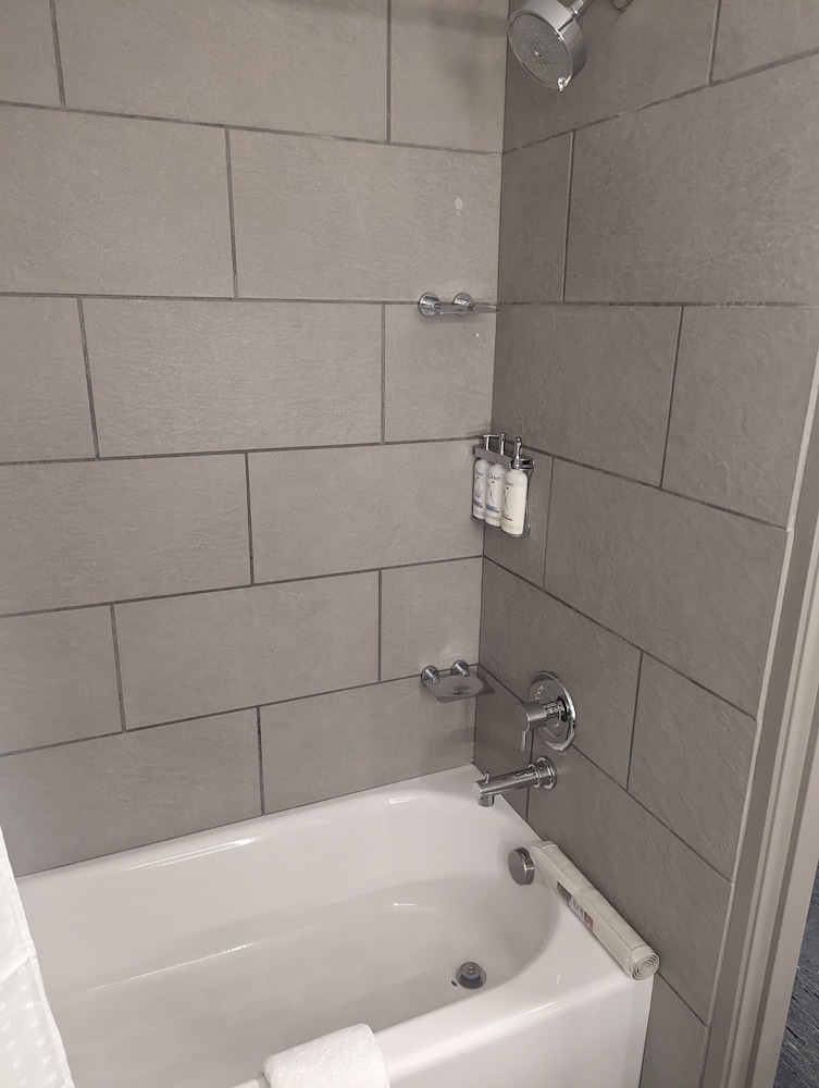 Holiday Inn Express & Suites Salt Lake City N Bountiful - photo 21