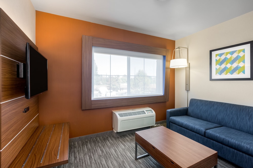 Holiday Inn Express Hotel & Suites Oroville Lake by IHG - photo 5