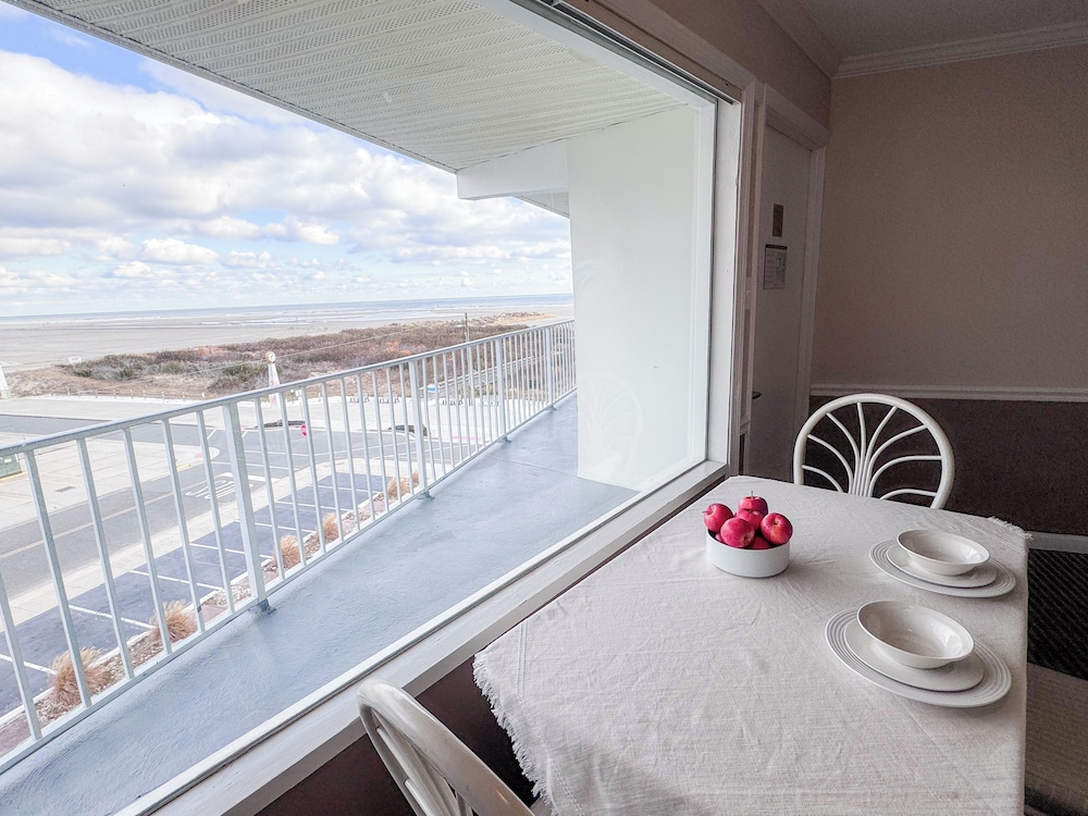 Aqua Beach Hotel - photo 18