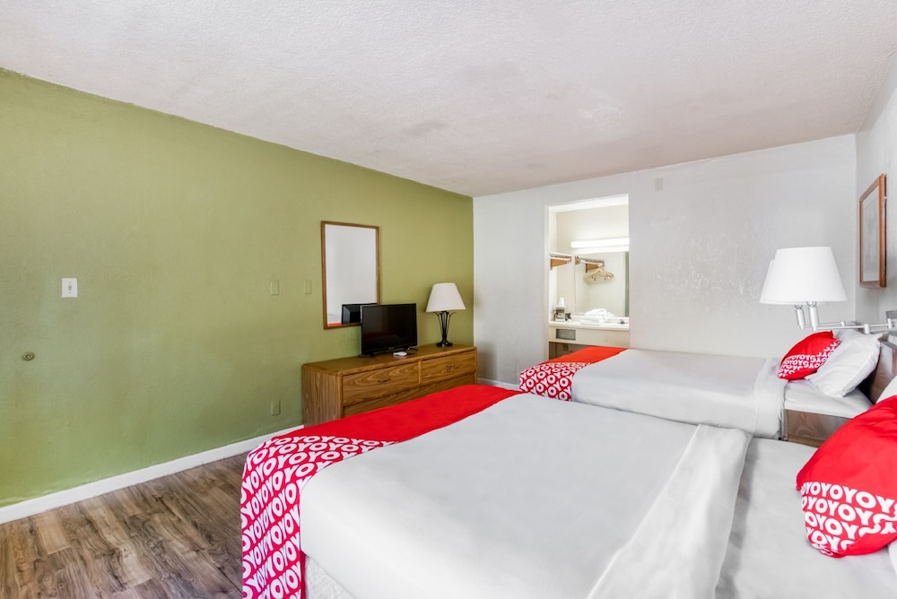OYO Hotel Brownwood Hwy 67 - photo 8