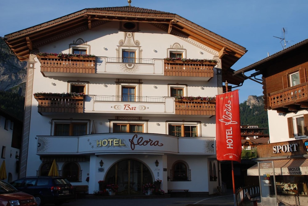 Hotel Flora - carbon neutral hotel in Selva