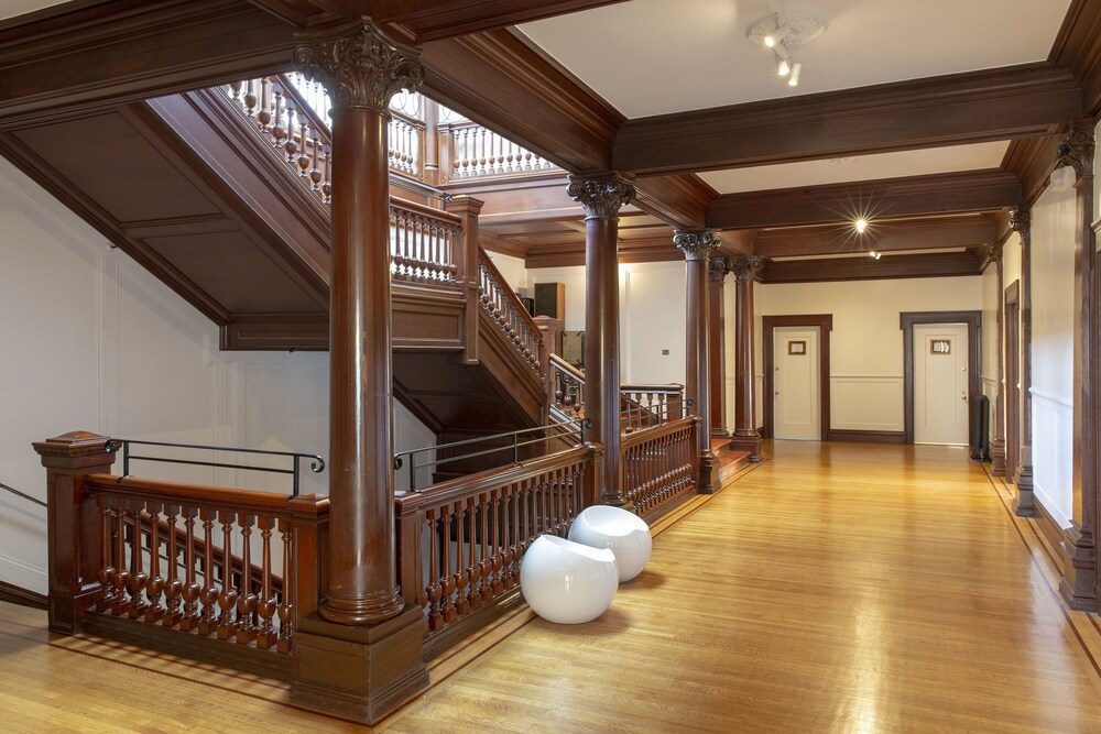 Sonder Archbishop's Mansion - photo 26