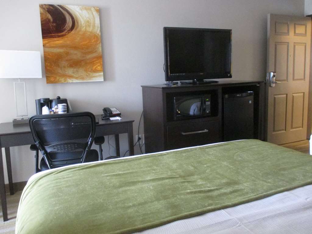 Best Western Harvest Inn & Suites - photo 17