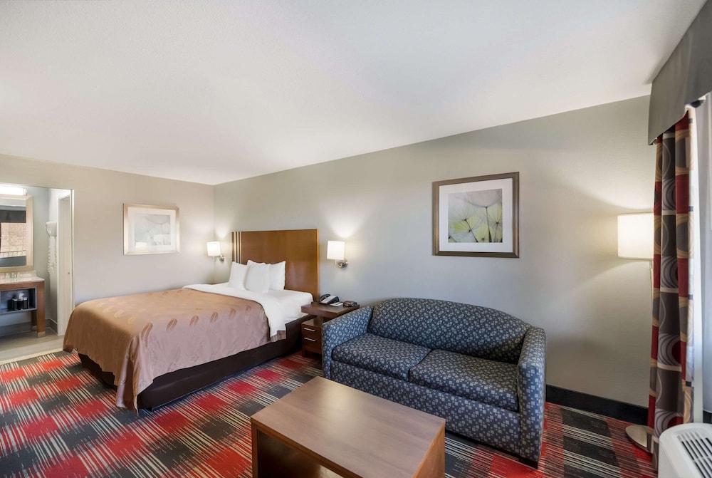 Quality Inn near Parc Natchitoches - photo 10