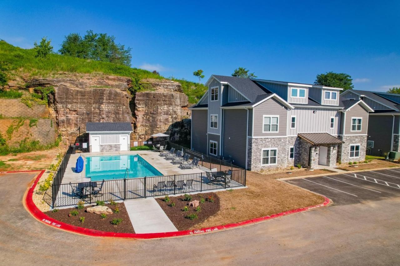 Vinyards Terrace 3112 S Vineyards Terrace 1 — 4-Star Luxury Hotel in Branson, United States