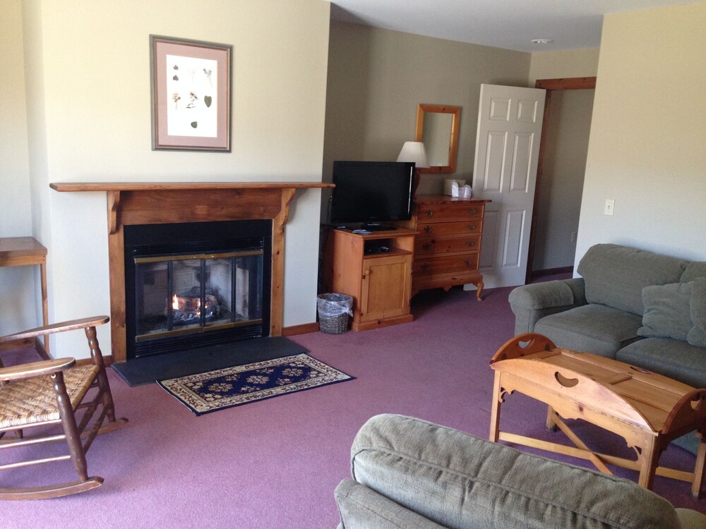 The Inn at Willow Pond - photo 10