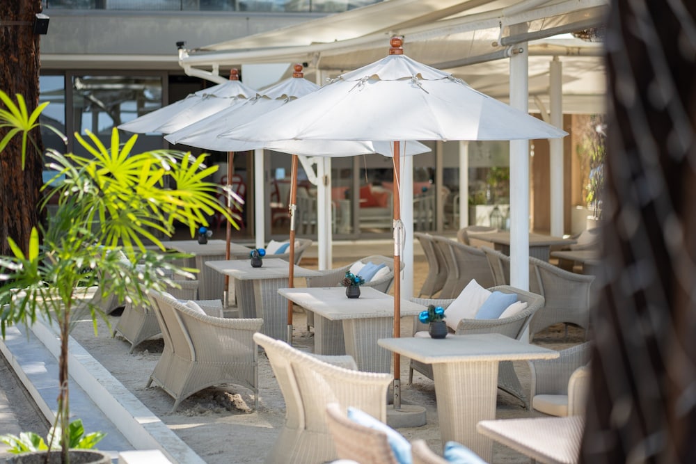 מזון ומשקאות