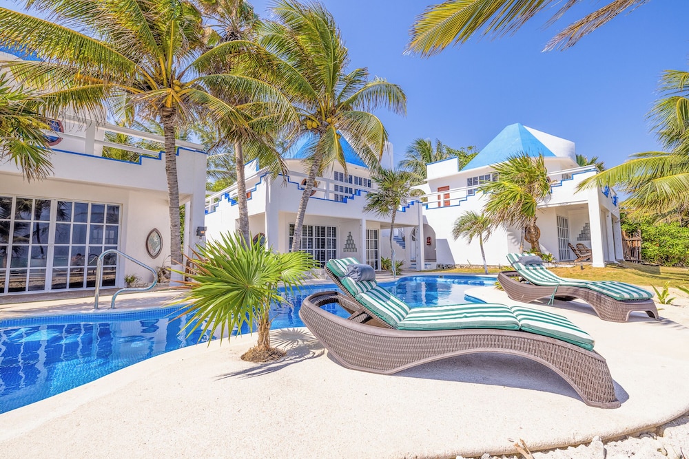 Casa Cenote Hotel - carbon neutral hotel in Tulum