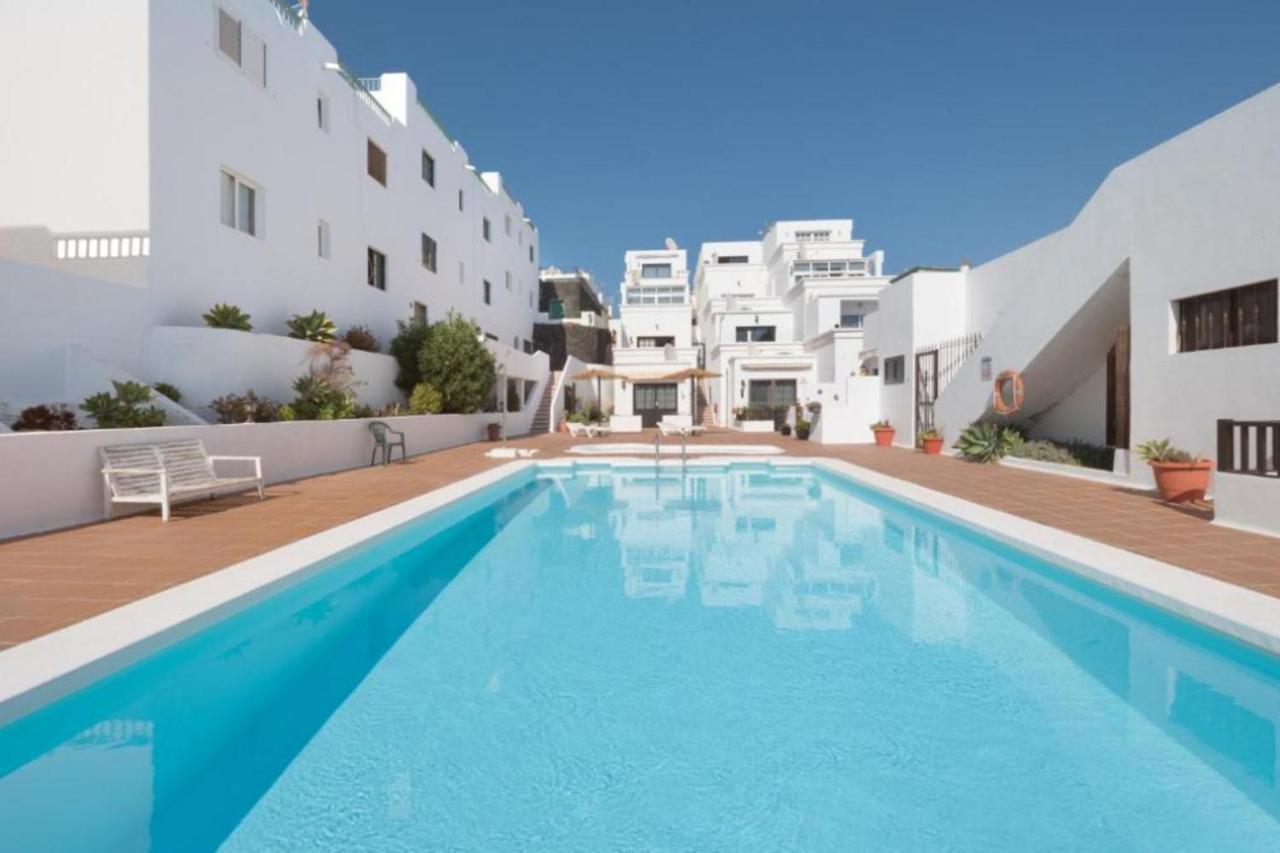 Gibshouse Megan — 4-Star Luxury Hotel in Puerto Del Carmen, Spain
