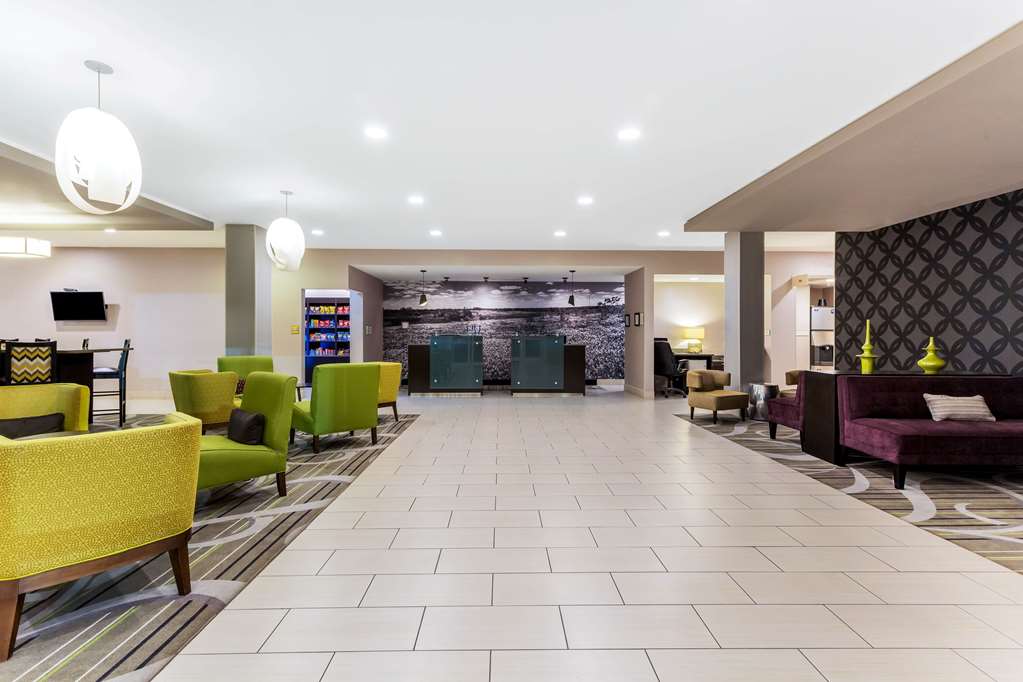 La Quinta Inn & Suites by Wyndham Monahans - photo 6