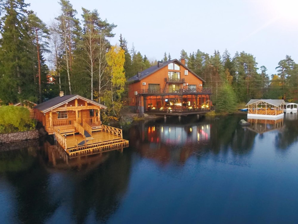 Tapiola - carbon neutral hotel in Vyborg