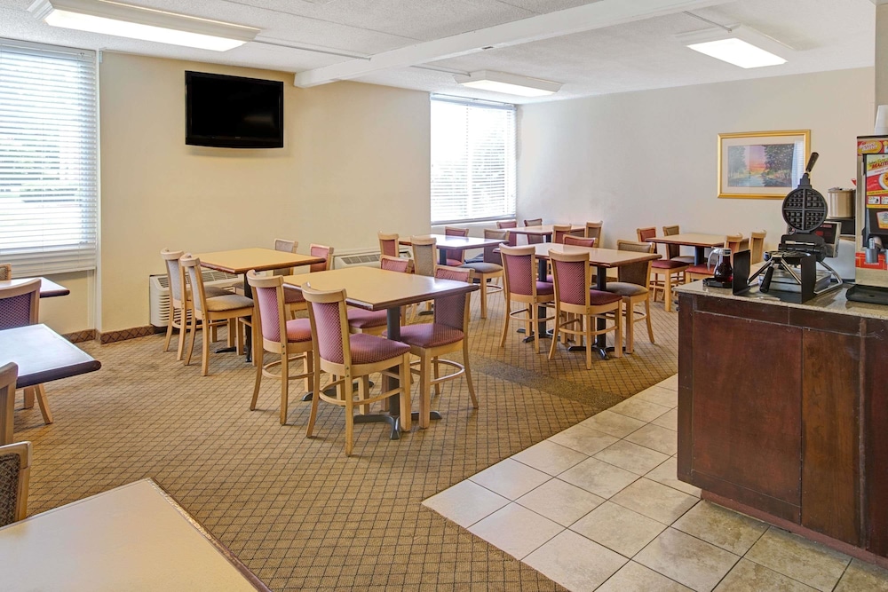 Motel 6 Rock Hill SC - photo 23