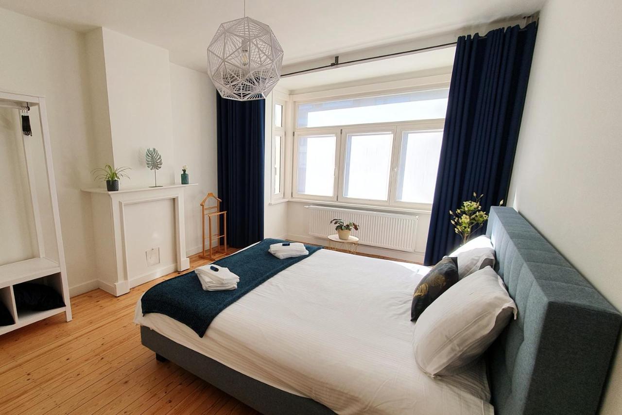 Trendy Authentieke Woning Met Groot Terras En Tuin in Brugge, Belgium