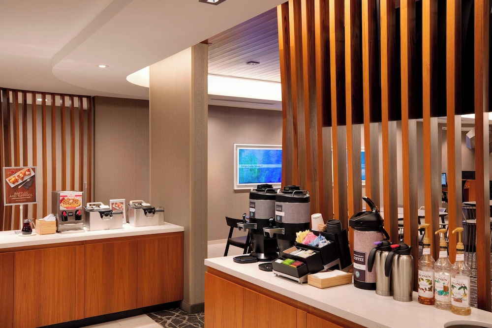 SpringHill Suites by Marriott Hampton Portsmouth - photo 20