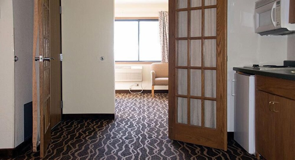 Boarders Inn & Suites by Cobblestone Hotels Wautoma - photo 12