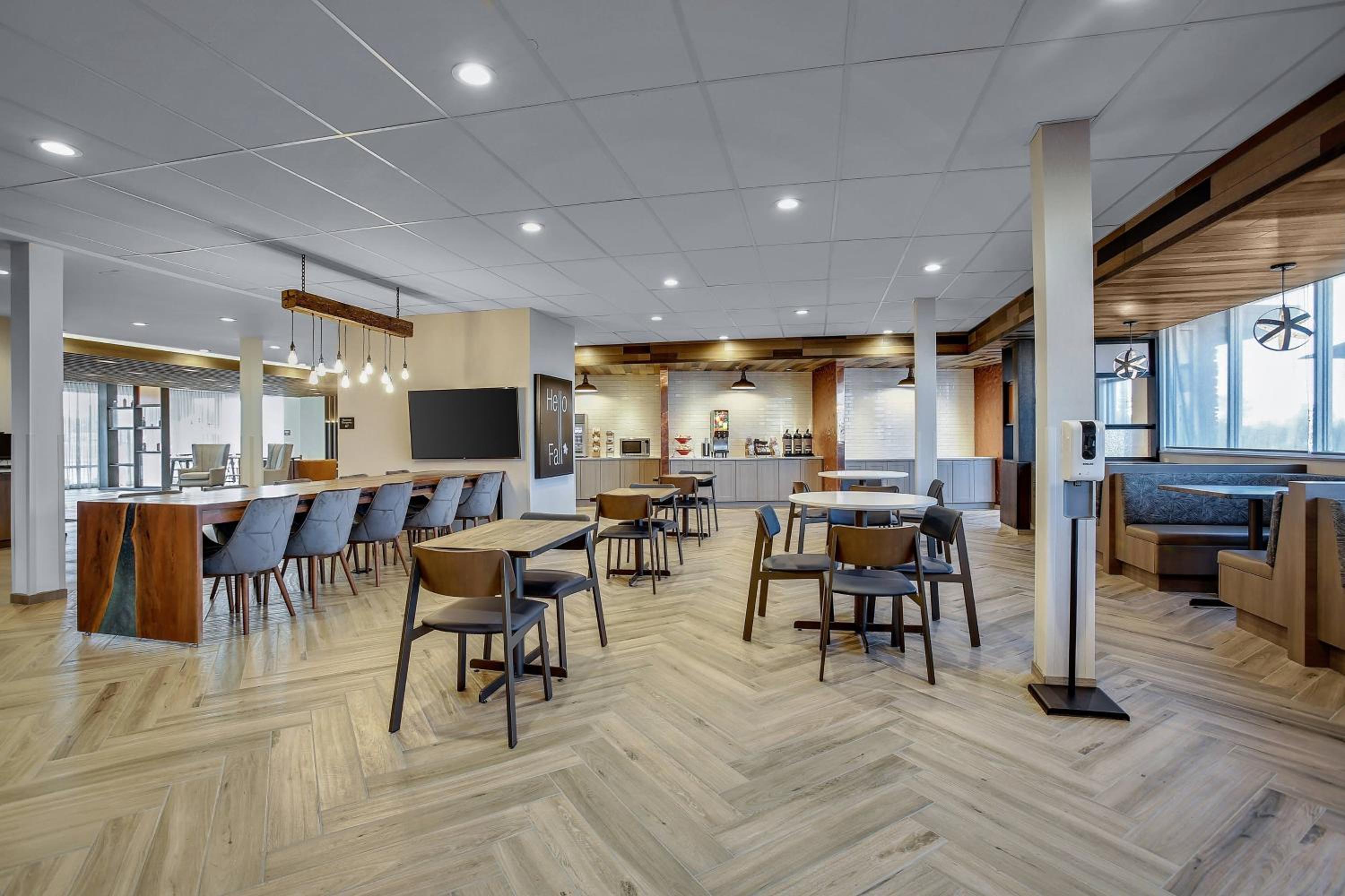 Fairfield Inn & Suites by Marriott Bardstown - photo 56