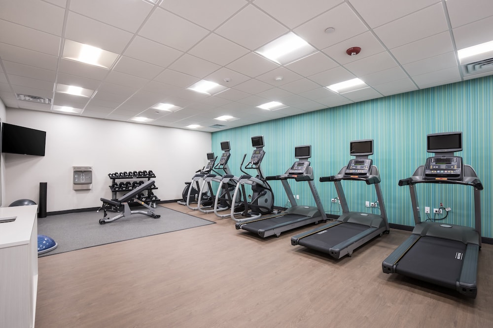 Holiday Inn Express & Suites Chicago Hoffman Estates by IHG - photo 19
