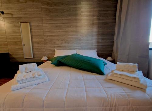 Cambria Rooms & Apartments — 4-Star Luxury Hotel in Catania, Italy