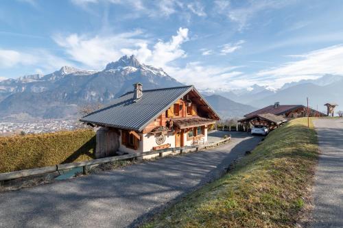 SmartStay Chalet face au mont Blanc — 4-Star Luxury Hotel in Sallanches, France