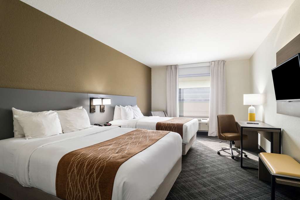 Comfort Inn & Suites Victoria North - photo 21