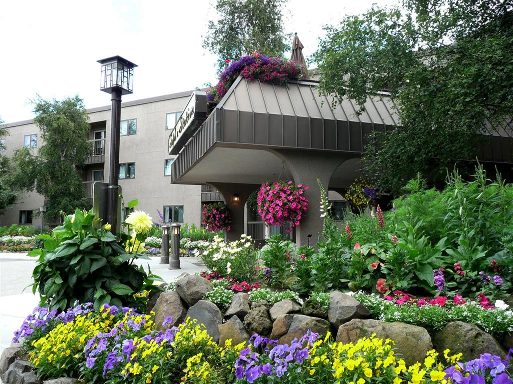 Sophie Station Suites - carbon neutral hotel in Fairbanks