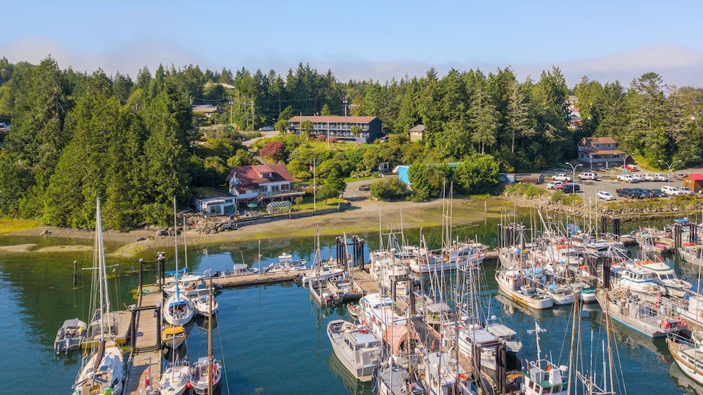 Tofino Motel Harborview in Tofino, Canada