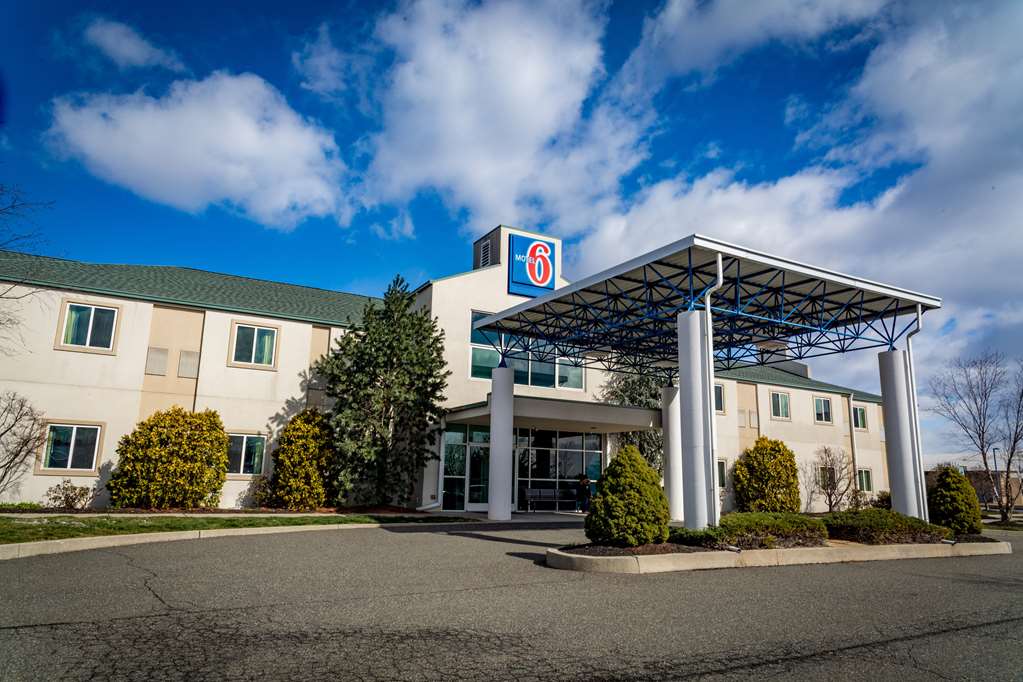 Motel 6 Pottstown PA - featured photo