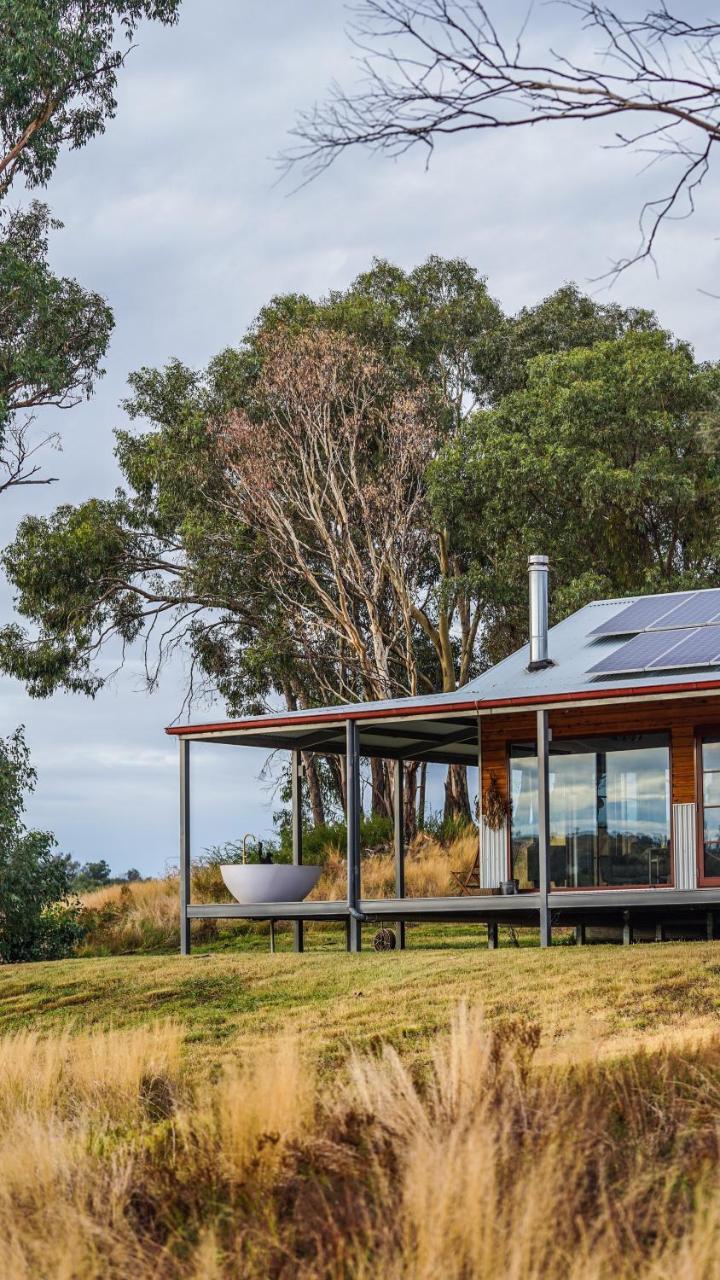 Kestrel Nest EcoHut - last minute hotel in Unknown City