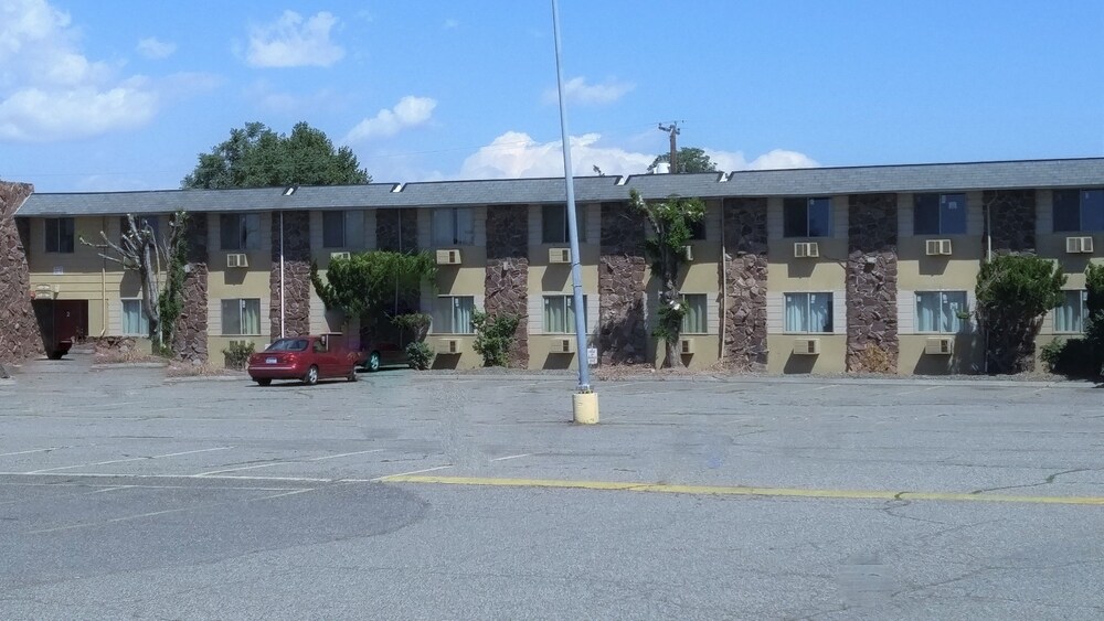Loyalty Inn Pasco - photo 30