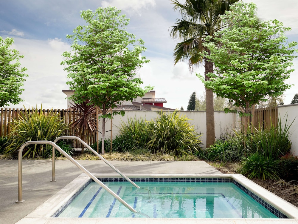 Hotel Centro Sonoma Wine Country Tapestry Collection Hilton - photo 16