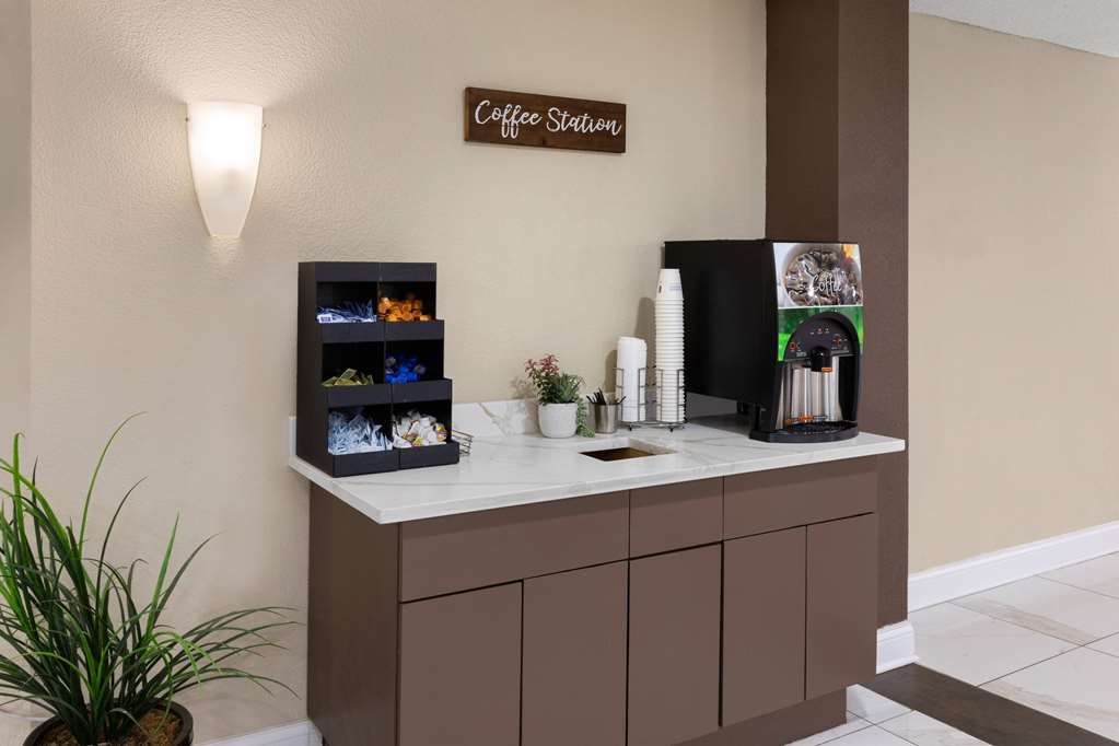 Wingate by Wyndham Troy - photo 15