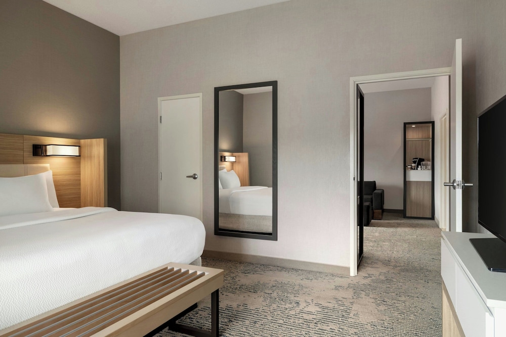 SpringHill Suites by Marriott Roanoke - photo 15