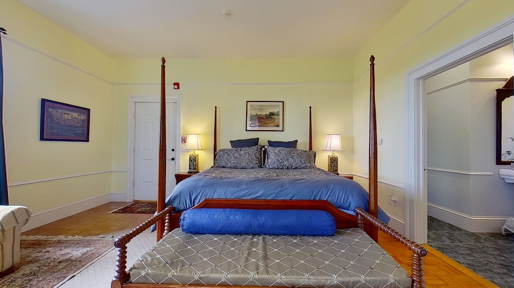 John Joseph Inn - photo 16