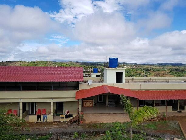 Neelam Hill Resort - last minute hotel in Pune